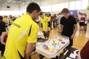 Tråkigt svenskmöte i 16-delen. Foto: Andrei Kniaziuk